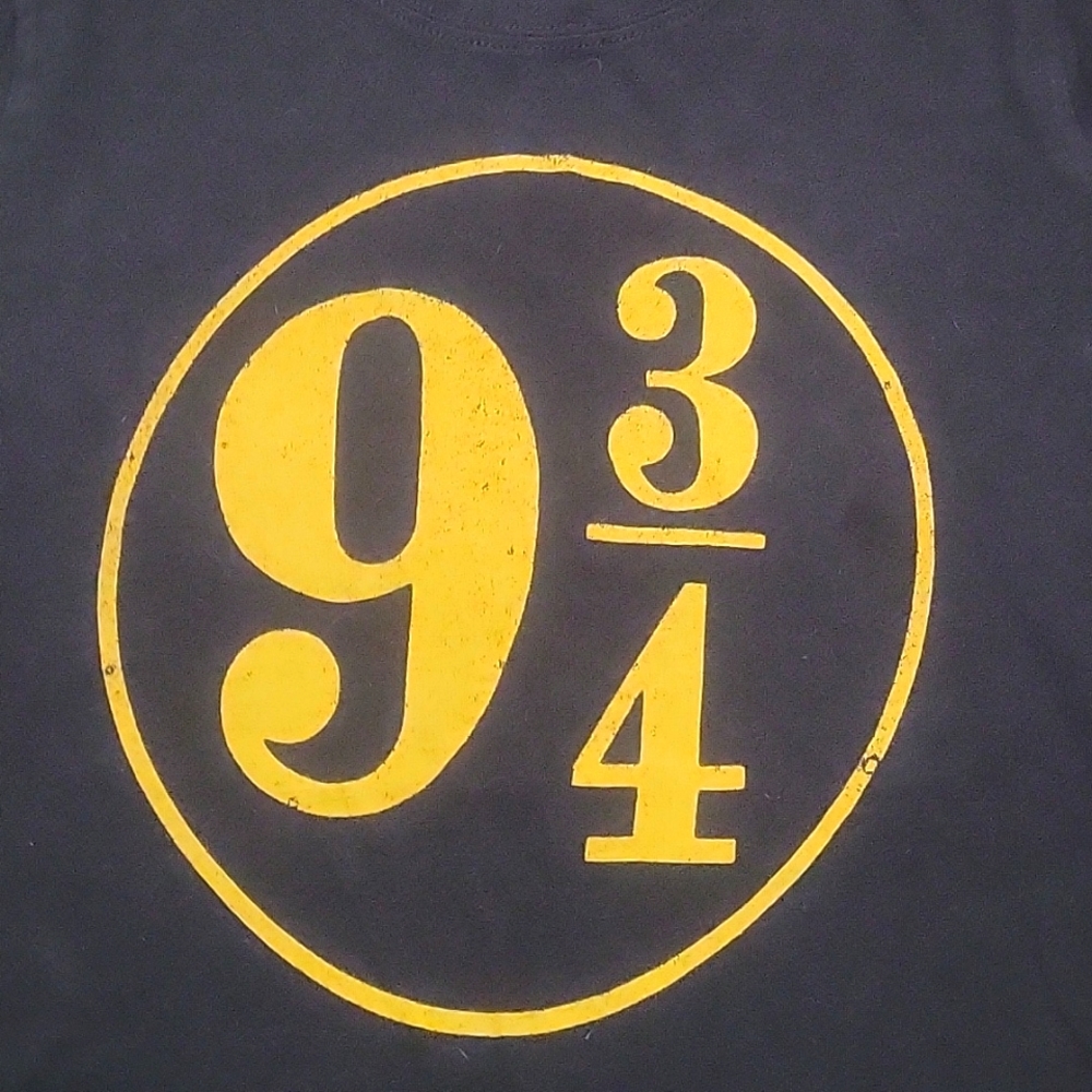 Harry Potter Platform 9 3/4 womens black shirt size small
